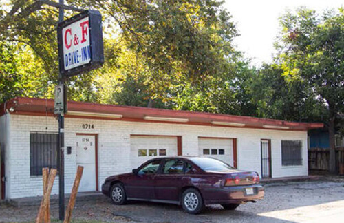 6714 N Main - Retail